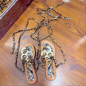 🌷 GLADIATOR 🌷 Tie Lace Up Leopard Flat Sandals NWOT